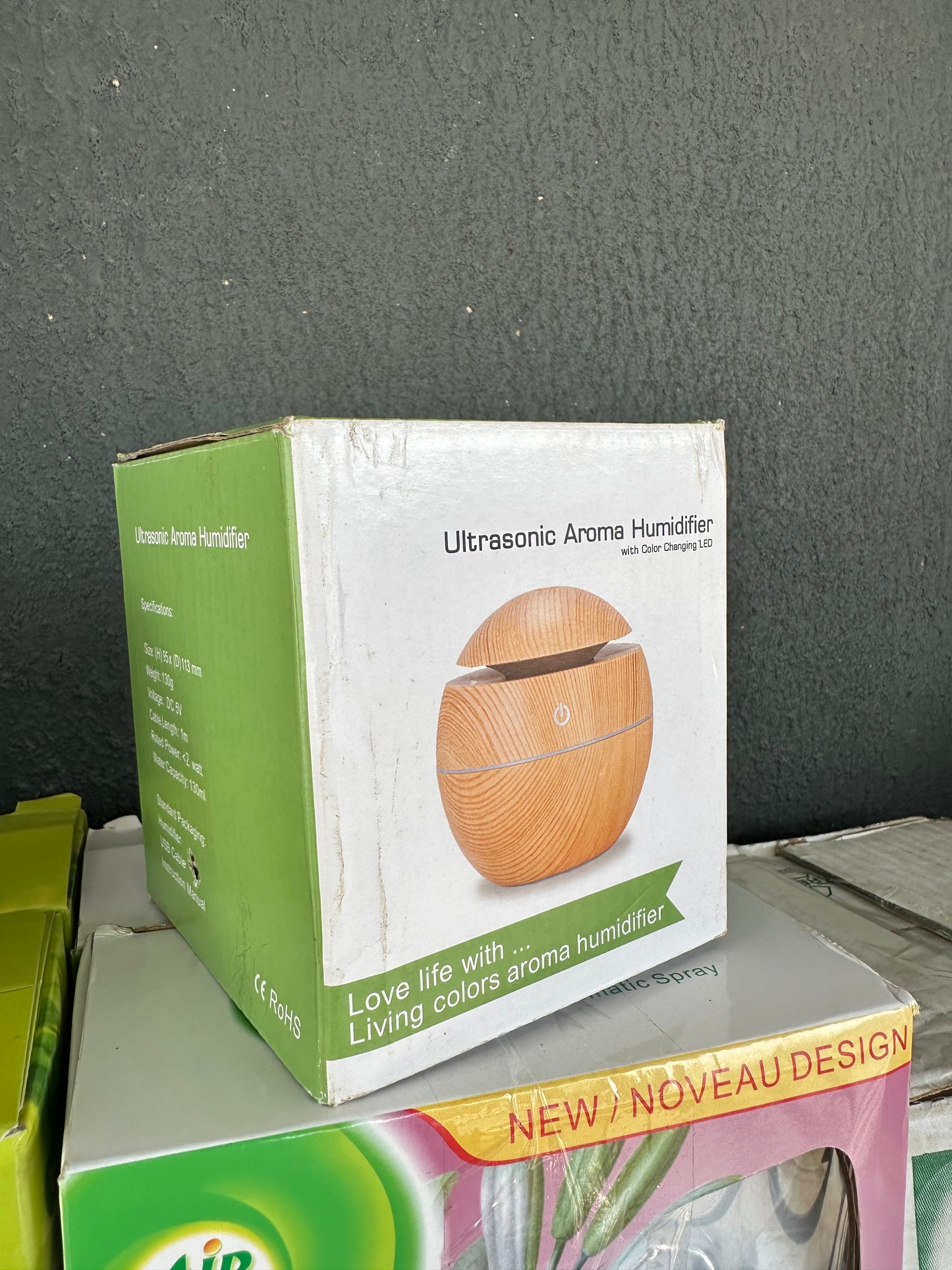 Ultrasonic Aroma Humidifier With Colour Changing LED